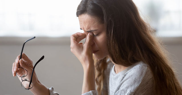 Signs of unhealthy eyes 15 warning signs and when to see a doctor